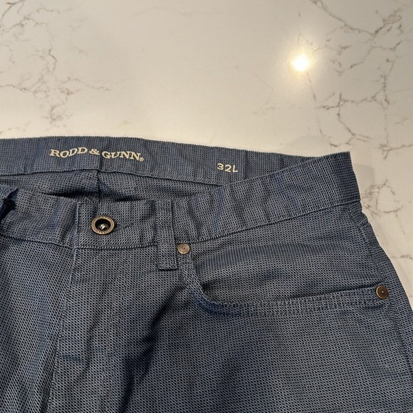 Rodd & Gunn Craigavon Straight Leg Pant - Picture 3 of 9